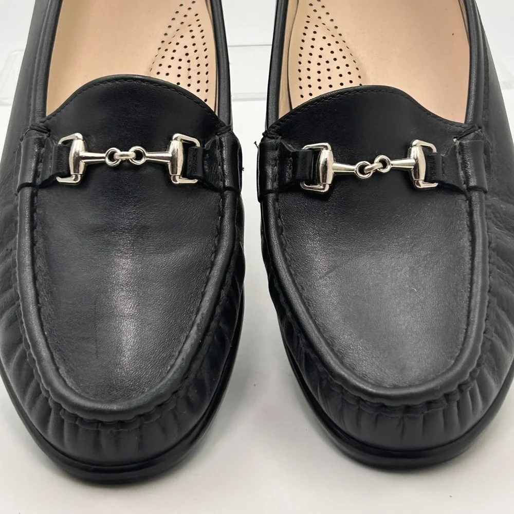 SAS Bit Loafers Women 9 Black Leather Silver Hardware Comfort Officecore